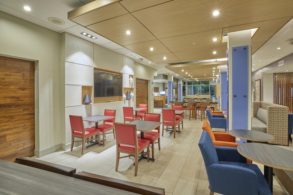 Holiday Inn Express & Suites - Hermiston Downtown By Ihg Εξωτερικό φωτογραφία